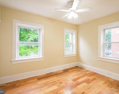 2248 Bryn Mawr - Photo Thumbnail 15
