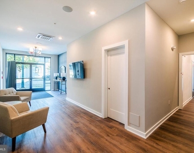 5904 Germantown Avenue - Photo Thumbnail 14