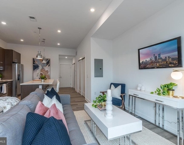 710 N 16th Street - Photo Thumbnail 7