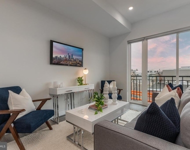710 N 16th Street - Photo Thumbnail 8