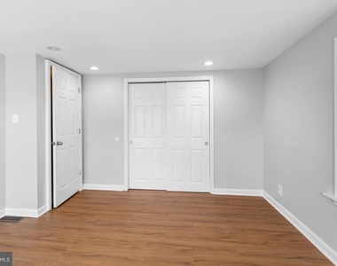 1428 N Hope Street - Photo Thumbnail 11