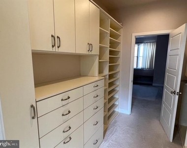 1323 S Chadwick Street - Photo Thumbnail 24