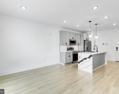 2054 N 2nd Street - Photo Thumbnail 6