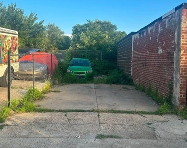 5319 Charles Street - Photo Thumbnail 21