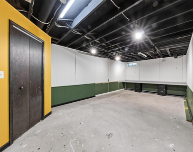 2445 Mulberry Court - Photo Thumbnail 37