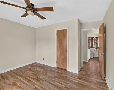 1920 Langley Avenue - Photo Thumbnail 17