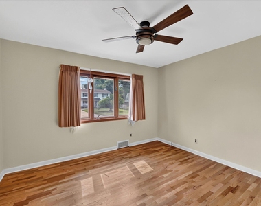 1920 Langley Avenue - Photo Thumbnail 16