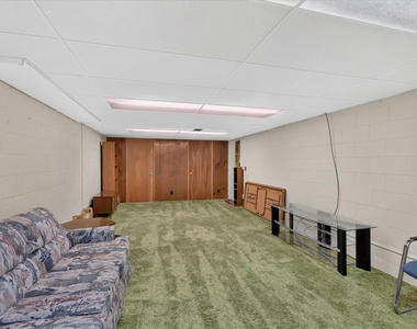 1920 Langley Avenue - Photo Thumbnail 23