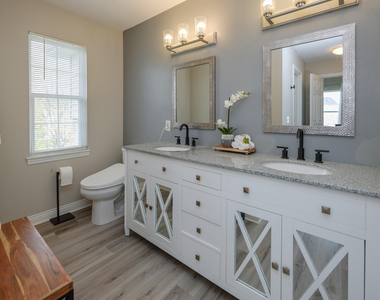 5824 Tradewind Drive - Photo Thumbnail 19