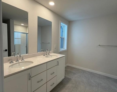 375 Aspen Way - Photo Thumbnail 26