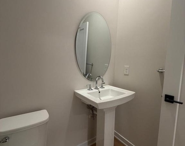 375 Aspen Way - Photo Thumbnail 19
