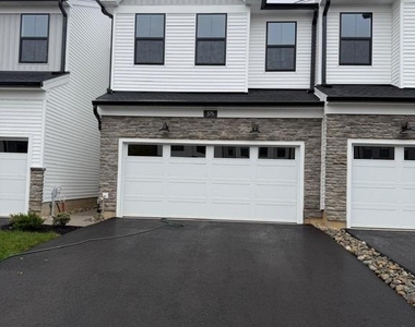 375 Aspen Way - Photo Thumbnail 28