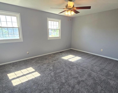 508 N Valley Forge Road - Photo Thumbnail 10