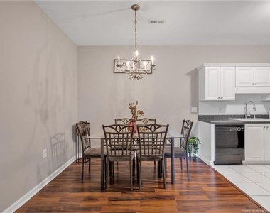 625 Marshtree Lane - Photo Thumbnail 11