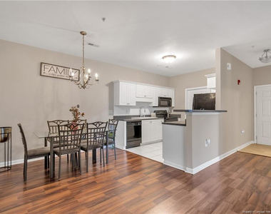 625 Marshtree Lane - Photo Thumbnail 10