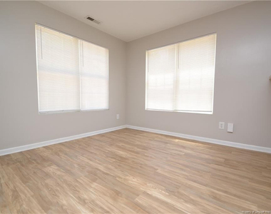 824 Cumberland Street - Photo Thumbnail 6