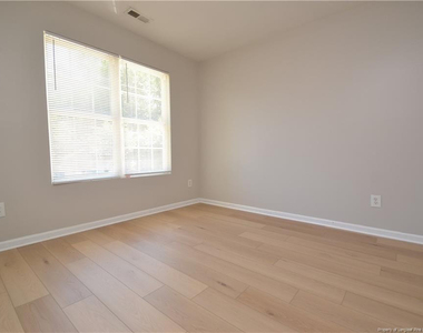 824 Cumberland Street - Photo Thumbnail 20