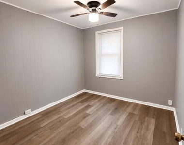 3027 W 6th Street - Photo Thumbnail 10
