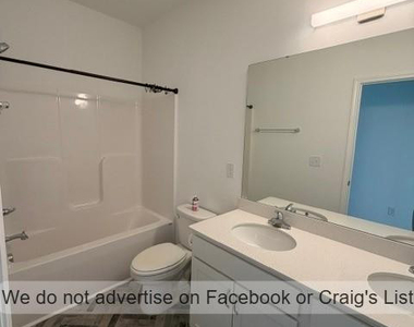 636 Union Street - Photo Thumbnail 11