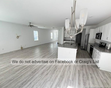 636 Union Street - Photo Thumbnail 3