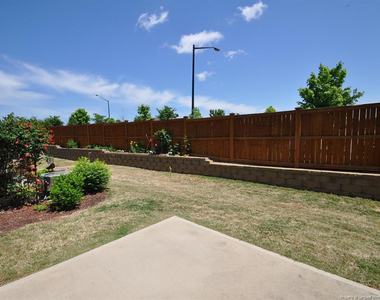 209 Brier Crossings Loop - Photo Thumbnail 26
