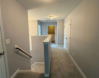 2502 Clear Pines Court Nw - Photo Thumbnail 19