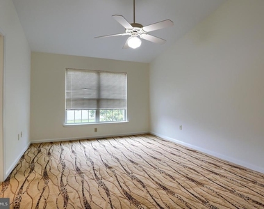 453 Waverly Woods Drive - Photo Thumbnail 19