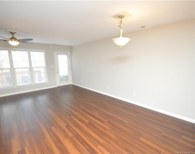 402 Knightsborough Way - Photo Thumbnail 8