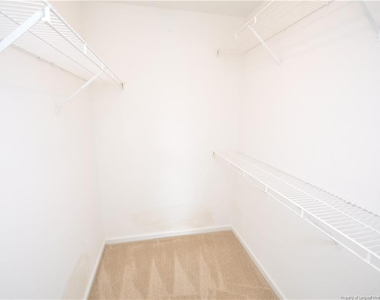 402 Knightsborough Way - Photo Thumbnail 29