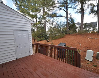 402 Knightsborough Way - Photo Thumbnail 34