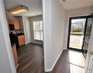 402 Knightsborough Way - Photo Thumbnail 1
