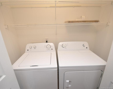 402 Knightsborough Way - Photo Thumbnail 24