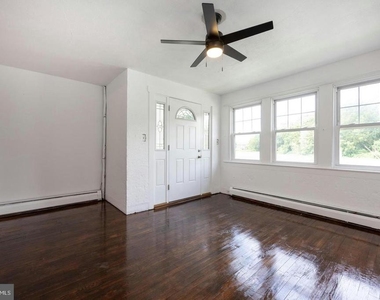 337 Stuart Avenue - Photo Thumbnail 2