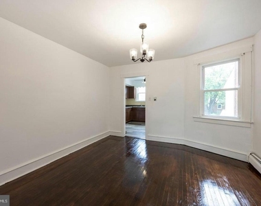 337 Stuart Avenue - Photo Thumbnail 6