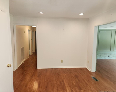 1810 Pugh Street - Photo Thumbnail 5