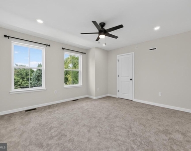 113 Abramo Victor Drive - Photo Thumbnail 14