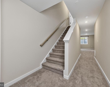 113 Abramo Victor Drive - Photo Thumbnail 26