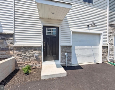 113 Abramo Victor Drive - Photo Thumbnail 2