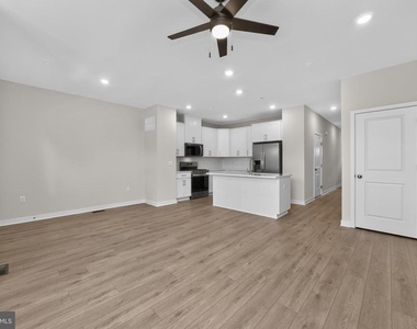 113 Abramo Victor Drive - Photo Thumbnail 6