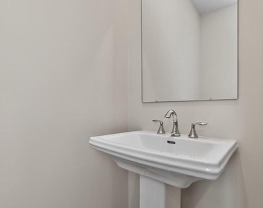 113 Abramo Victor Drive - Photo Thumbnail 13