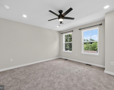 113 Abramo Victor Drive - Photo Thumbnail 15