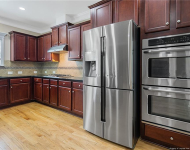 5205 Pride Lane - Photo Thumbnail 9