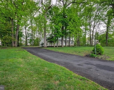 4928 Edgewood Road - Photo Thumbnail 45