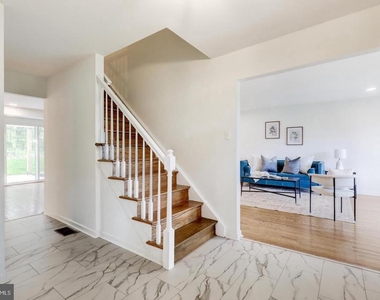 4928 Edgewood Road - Photo Thumbnail 2