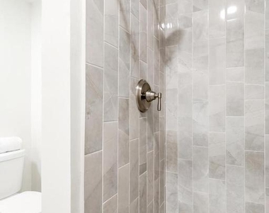4928 Edgewood Road - Photo Thumbnail 38