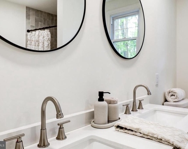 4928 Edgewood Road - Photo Thumbnail 37