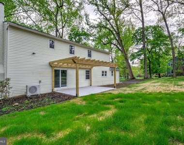 4928 Edgewood Road - Photo Thumbnail 50