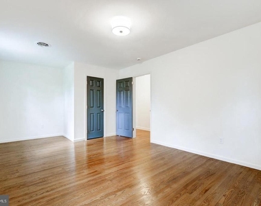 4928 Edgewood Road - Photo Thumbnail 24