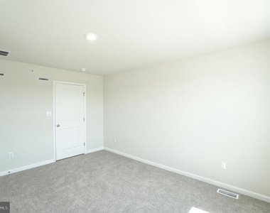 148 Bell Ct - Photo Thumbnail 24