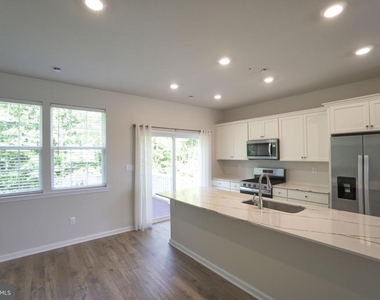 148 Bell Ct - Photo Thumbnail 12